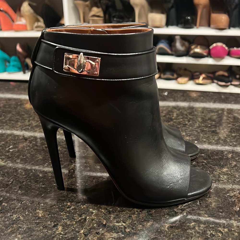 Givenchy Womens Leather Open Toe Ankle Booties Black Size 8 - Picture 2 of 7